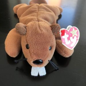 Beanie Baby Bucky